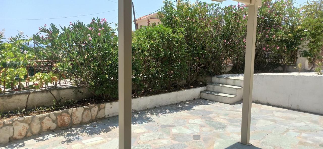 Marina-Anna Studios Afrato Εξωτερικό φωτογραφία