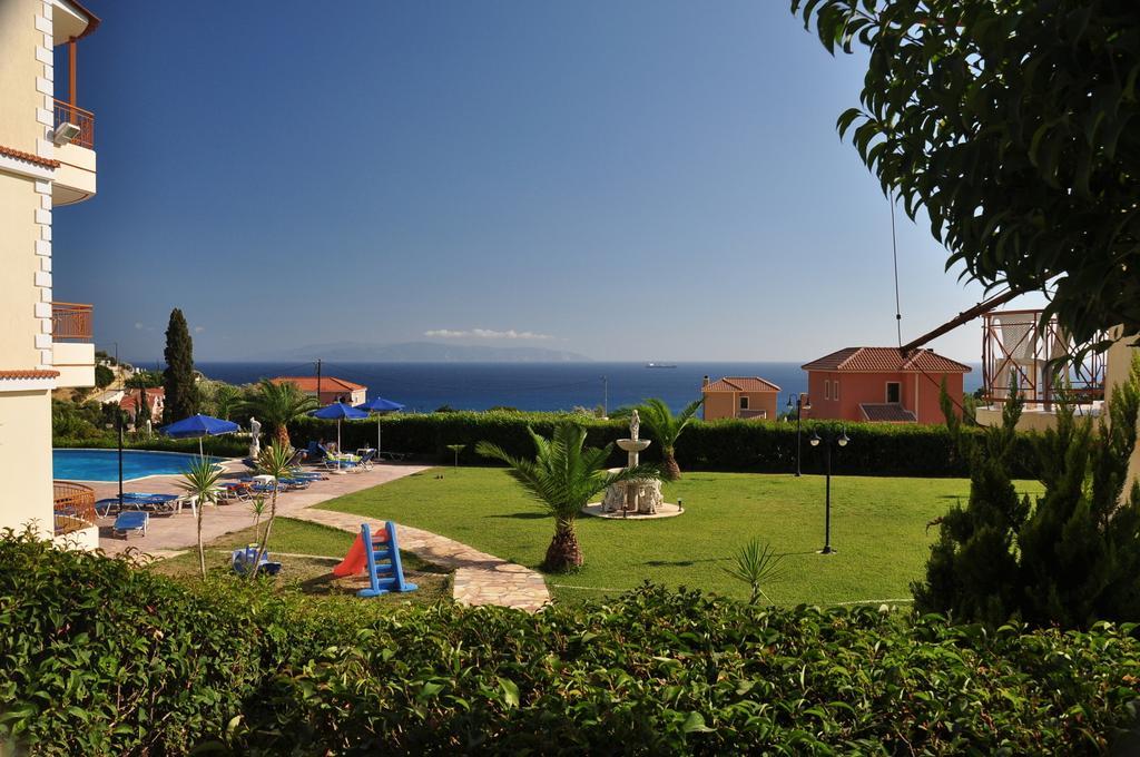 Marina-Anna Studios Afrato Εξωτερικό φωτογραφία
